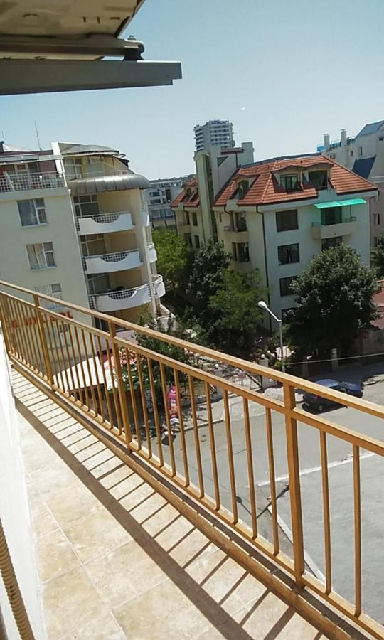 Apartment 54 Ryor Слънчев бряг Екстериор снимка